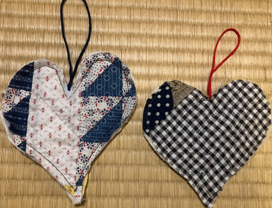 Two quilted hearts
